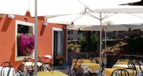 L'ombrosa Hotel 3*