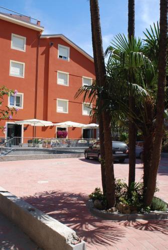 L'ombrosa Hotel